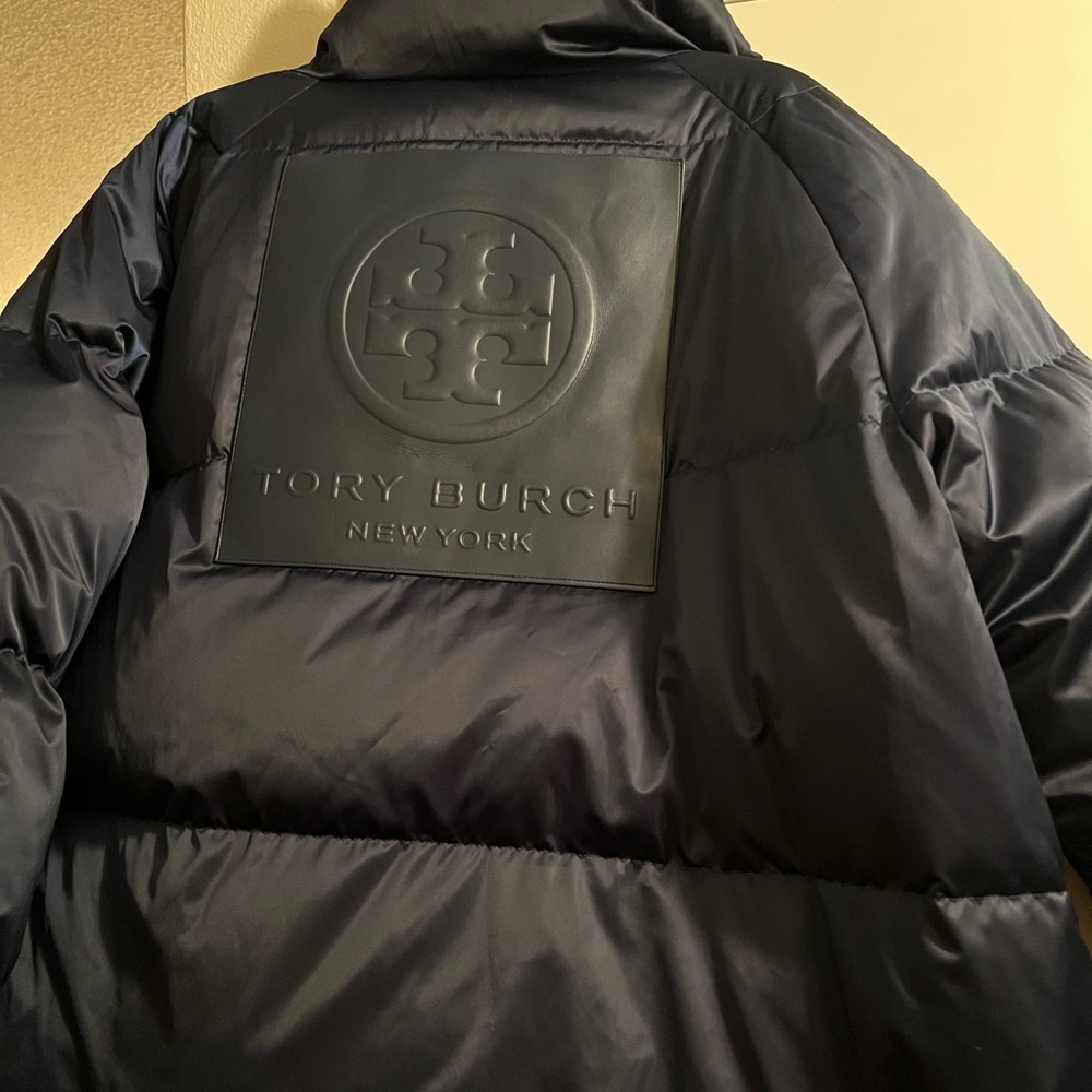 Tory Burch Navy Reversible Down Jacket - Picture 4 of 16